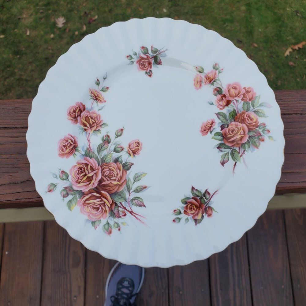 3 Plates Royal Albert Centennial Rose 2 Dinner 1 Salad Plate Bone China England - Picture 7 of 9
